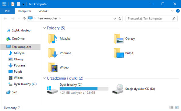 Ukrywanie folderu Dokumenty widocznego w otwartym oknie Ten komputer.
