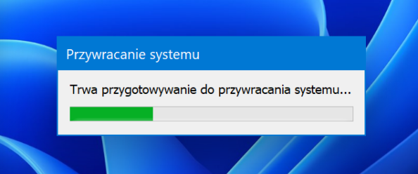 Rozpoczęcie procesu przywracania systemu Windows 11.